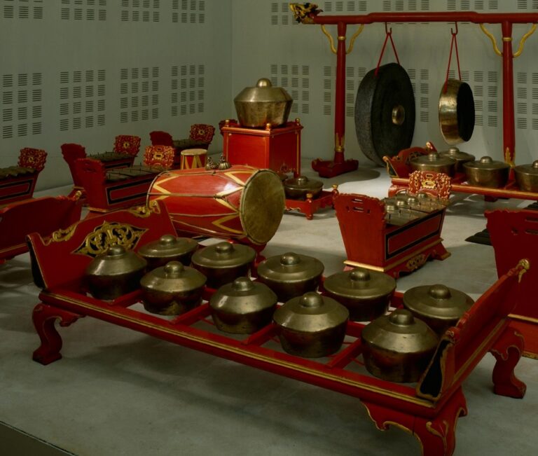 Le gamelan : 6 clés pour comprendre l&rsquo;orchestre de bronze de Java et de Bali