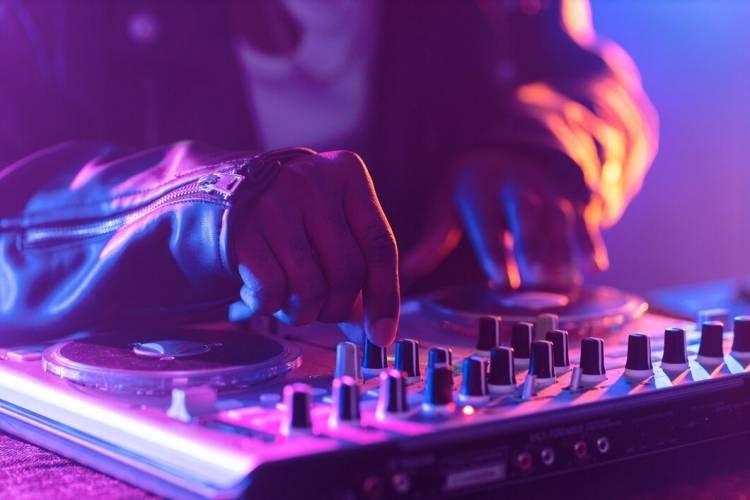 Naissance de la musique électronique : 7 dates qui ont tout changé
